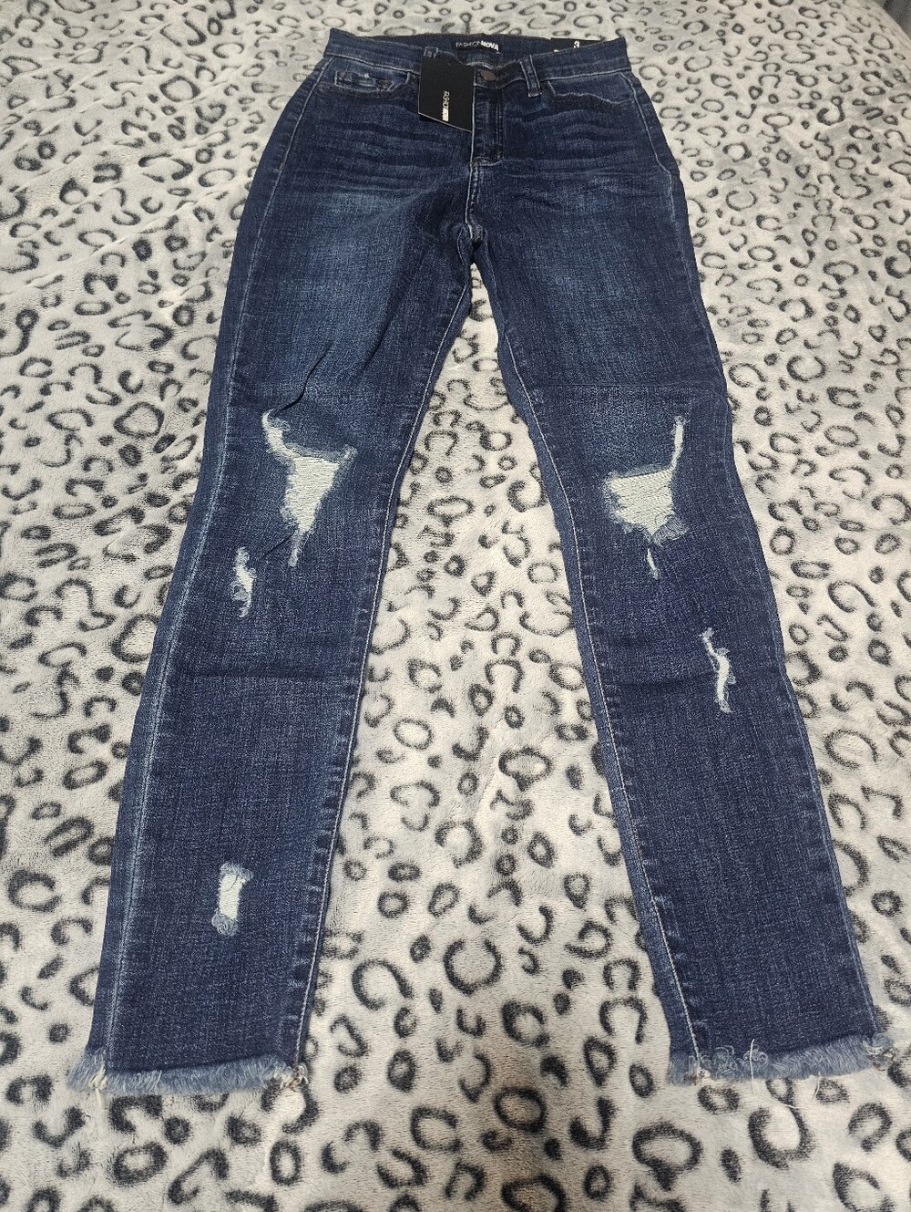 Fashion Nova Dark Blue Distressed Women's Skinny Jeans
